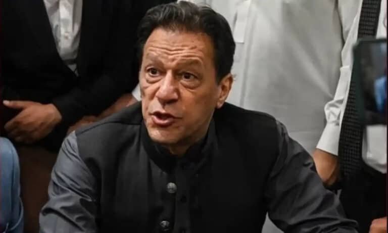 توشہ خانہ ٹو کیس کی سماعت بنا کسی کارروائی کے ملتوی ، وکیل کا بانی پی ٹی آئی سے فوری ملاقات کروانے کا مطالبہ