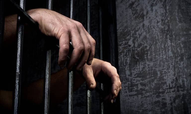 طلبہ کا یونیورسٹی پروفیسر پر مبینہ جنسی ہراسانی کا الزام ،معطل ، مقدمہ درج