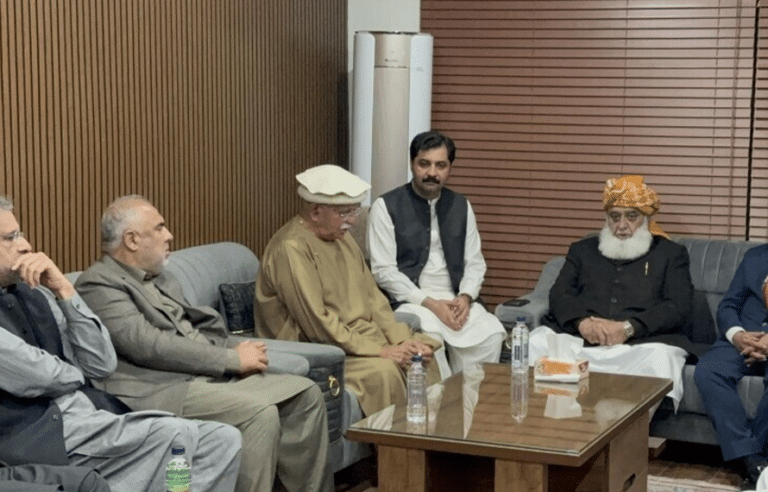 اپوزیشن گرینڈ الائنس بننے سے پہلے اختلافات کا شکار