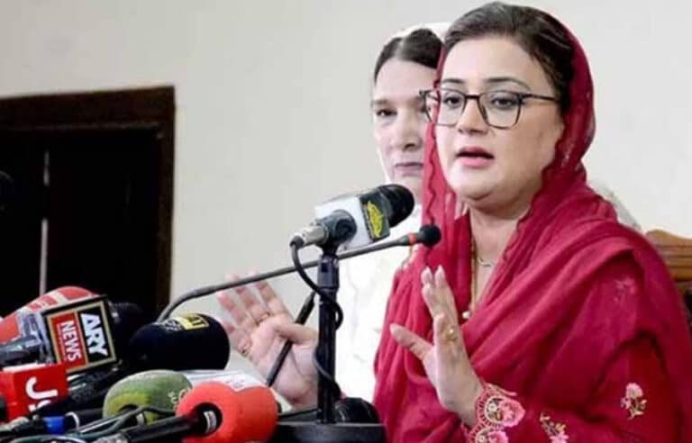 علیمہ خانم بھی جھوٹ بولنے میں بھائی کی ہم قدم نکلیں، عظمیٰ بخاری