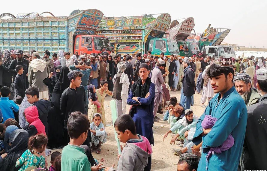 وزارت داخلہ نے خیبرپختونخوا یونیورسٹیوں میں زیر تعلیم افغان طالبعلموںکا ڈیٹا مانگ لیا