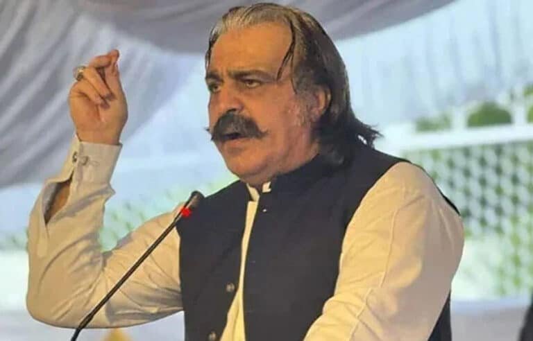 سانحہ دارالعلوم حقانیہ کی تحقیقات کیلئے جے آئی ٹی تشکیل دینے کا فیصلہ
