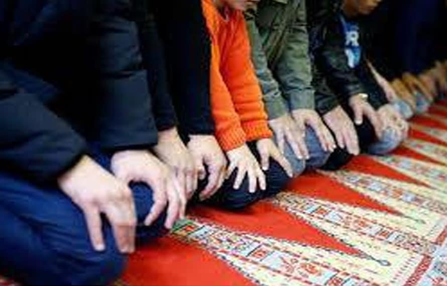 صدر ، وزیر اعظم اور اہم شخصیات نے نماز عید کہاں ادا کی؟