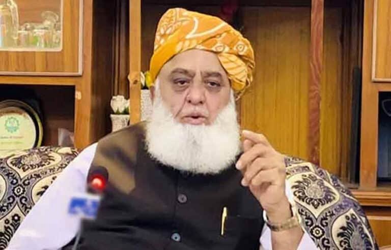 حافظ حسین احمد کی وفات سے حسین یادوں کا باب ختم ہوگیا ، فضل الرحمان