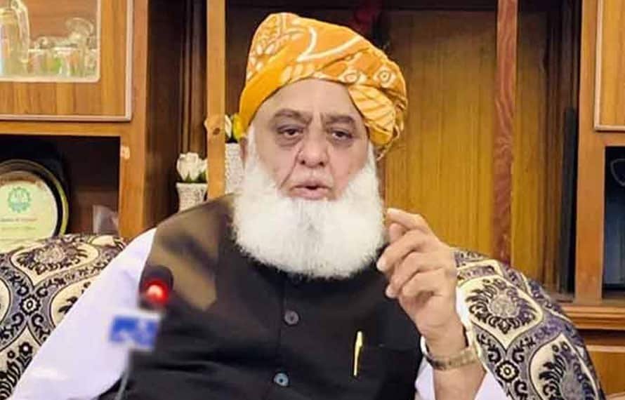 حافظ حسین احمد کی وفات سے حسین یادوں کا باب ختم ہوگیا ، فضل الرحمان