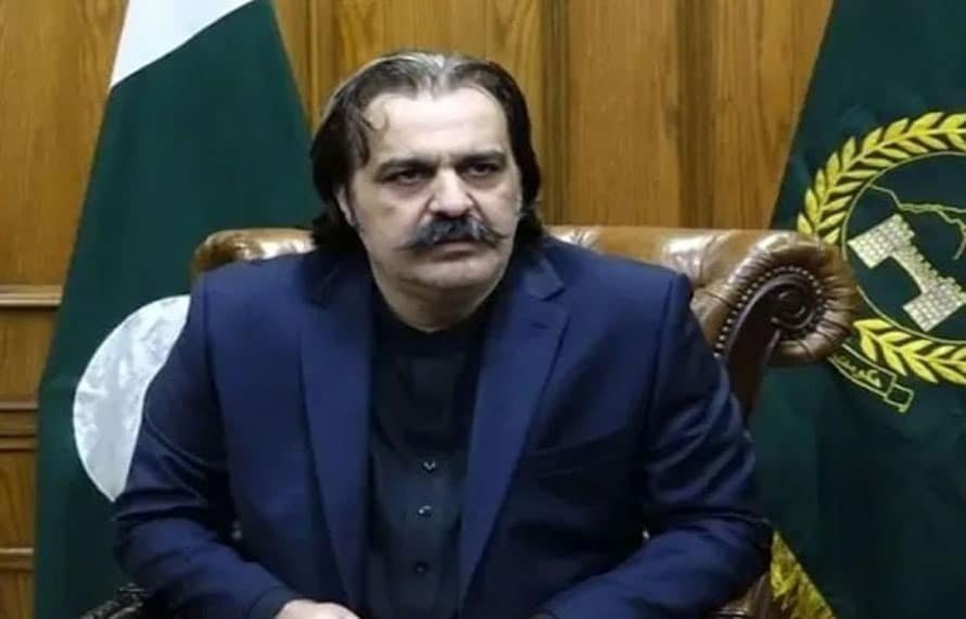 وزیراعلیٰ خیبر پختونخوا ساڑھے 32 ہزار مستحق گھرانوں کو سولر دینگے ،شہری خوشی سے نہال