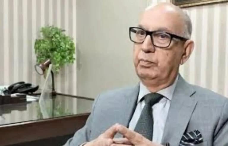 عرفان صدیقی نے پرویزخٹک کی کابینہ میں شمولیت سیاسی سمجھوتہ قراردیدیا