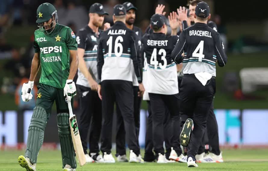 بیٹنگ چلی نہ باؤلنگ،پاکستان کو چوتھے ٹی 20 میں بھی شکست ، نیوزی لینڈ نے سیریز جیت لی