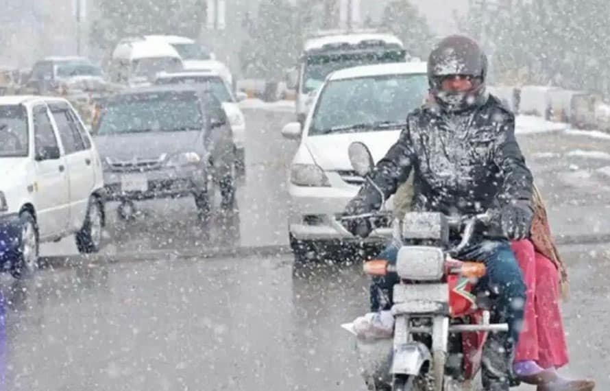ملک کے مختلف اضلاع میں بارش کا سلسلہ جاری ، بالائی علاقوں میں برفباری