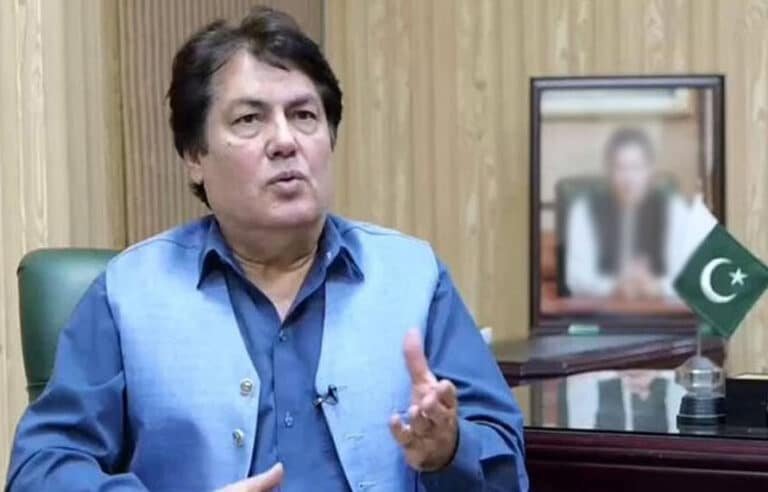 چینی کی قیمت اور وفاقی وزراء کی تنخواہیں شہباز اسپیڈ سے بڑھ رہی ہیں،مشیر اطلاعات خیبر پختونخوا