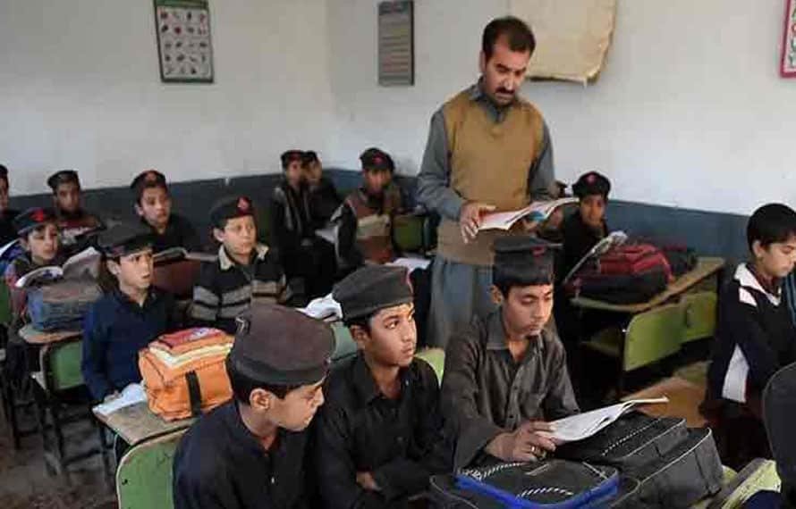 خیبر پختونخوا میں نئے تعلیمی سال کیلئے داخلہ مہم شروع،10 لاکھ بچوں کو داخل کرانے کا ہدف مقرر
