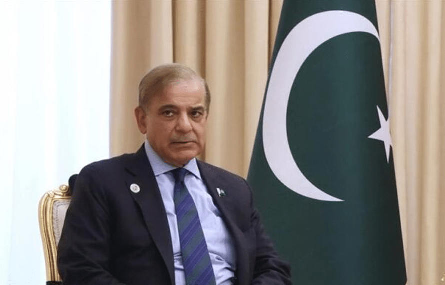 سیکیورٹی فورسز نے فتنہ الخوارج کے ٹھکانوں کو تباہ کرکے ملک کو بڑے نقصان سے بچایا، وزیراعظم