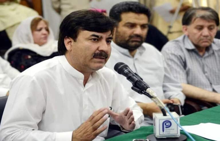 ایمل ولی کو سنجیدہ نہ لیں، اگر وہ سنجیدہ ہوتے تو ان کی پارٹی کا یہ حال نہ ہوتا، شوکت یوسفزئی