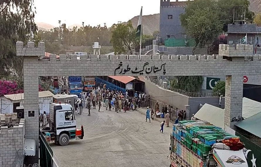 طورخم بارڈر کشیدگی و سرحدی گزرگاہ بندش کیخلاف خیبر اولس کا امن مارچ