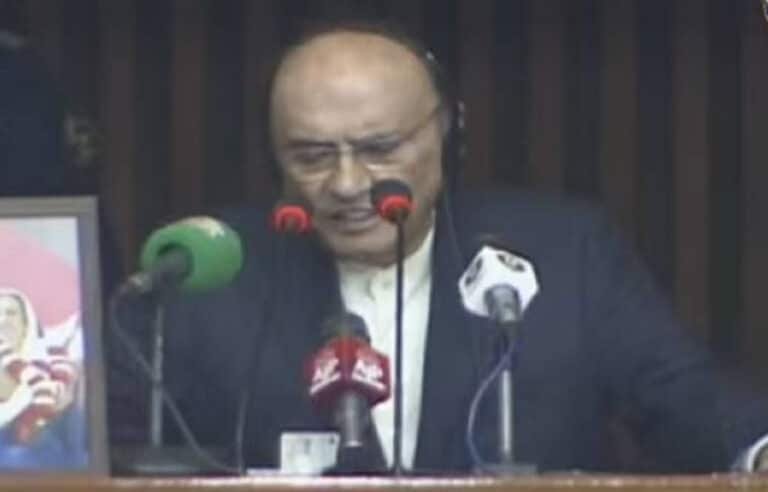 پارلیمنٹ کا مشترکہ اجلاس ، صدر مملکت آصف علی زرداری کے خطاب کے دوران اپوزیشن کا شور شرابہ