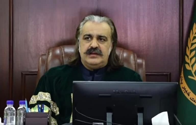 سیلاب سے تباہ گھروں کی دوبارہ تعمیر اور تجاوزات کے خلاف سخت کارروائی ہوگی، وزیراعلیٰ خیبرپختونخوا