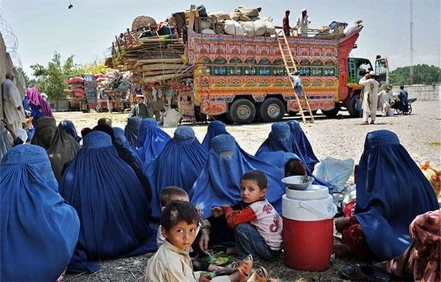 واپسی میں سہولت، شکایات کے حل کیلئے افغان مہاجرین کیلئے کنٹرول روم قائم