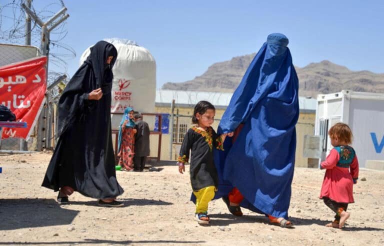 پاکستان میں غیر قانونی طورپر مقیم غیر ملکیوں کا انخلا تیزی سے جاری