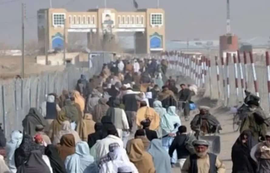 غیر قانونی افغان شہریوں کی واپسی کا عمل برقرار،3,387مزید افغا ن مہاجرین افغانستان روانہ