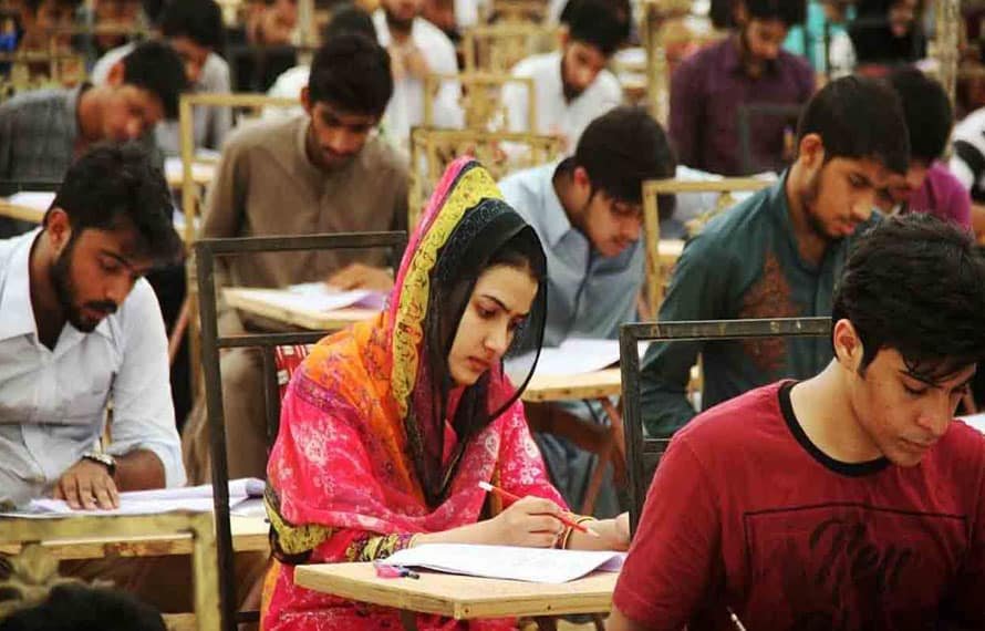 خیبر پختونخوا ! اساتذہ کی 16ہزار آسامیوں پر بھرتی ،ایٹا کا تحریر ی امتحان آج منعقد