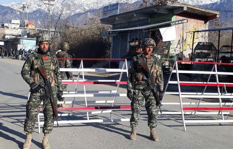کرم، گزشتہ دو مہینوں کے دوران 979 بنکروں کو مسمار کرنے کا کام کامیابی سے مکمل