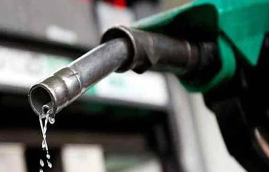 حکومت پر پیٹرول لیوی ستر روپے تک لینے کی پابندی ختم ، صدارتی آرڈیننس جاری