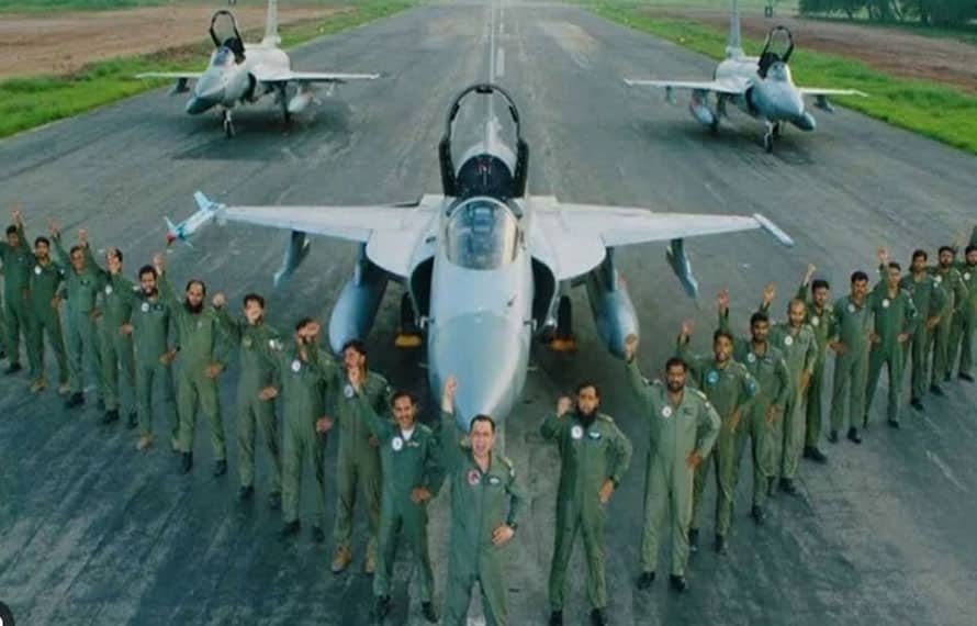 پاک فضائیہ نے اہنی شکن PL-15 میزائلوں سے لیس جدید لڑاکا طیارے سوات اور سکردو ایئرپورٹ پہنچا دیے