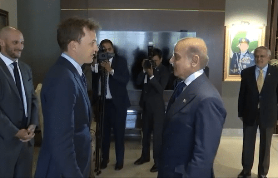 وزیراعظم شہباز شریف سے ورلڈ لبرٹی فنانشل کے شریک چیئرمین زیک ویٹکوف کی ملاقات