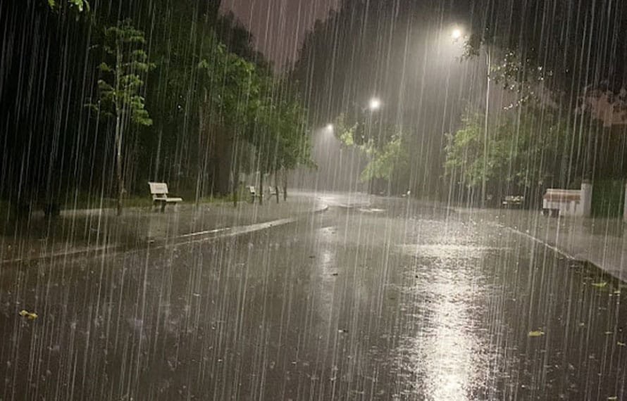 ملک کے چند مقامات پر گرج چمک کے ساتھ بارش کی پیشگوئی