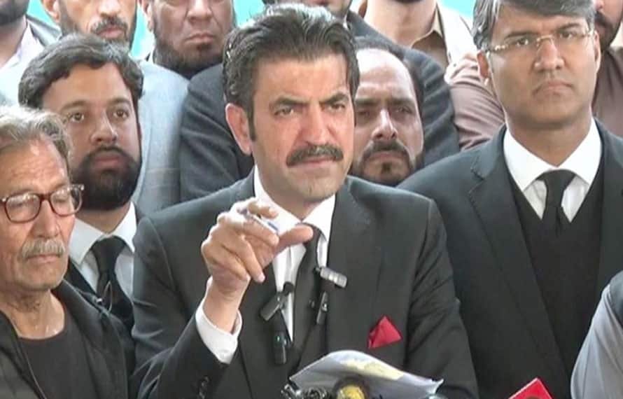 تحریک انصاف میں 3پریشر گروپس ہیں ، شیر افضل مروت کا انکشاف