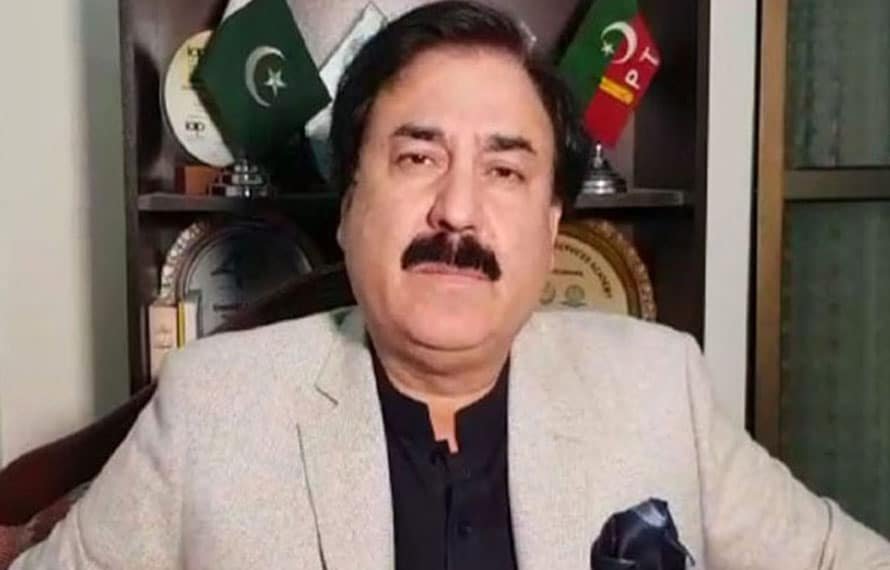 سابق صوبائی وزیر شوکت یوسفزئی نے کہا ہےکہ وزیراعلیٰ خیبرپختونخو ا علی امین گنڈاپور اور پارٹی کے صوبائی صدر جنید اکبر کے درمیان بھی غلط فہمیاں اور اعتماد کی کمی موجود ہے۔