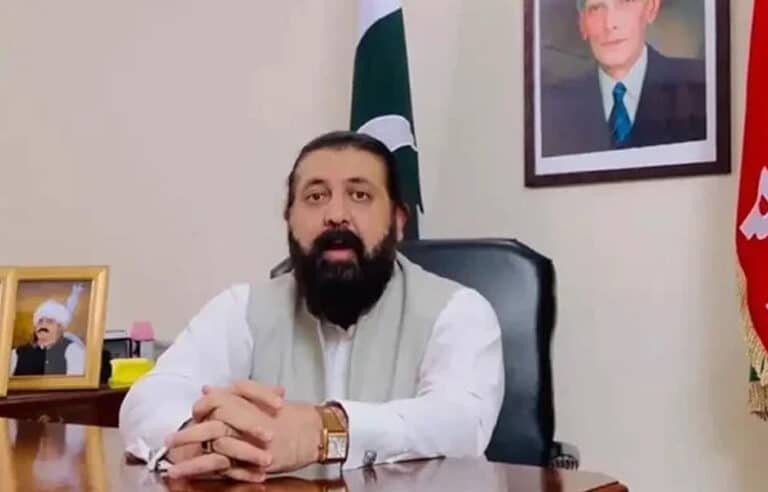 غلط خبریں چل رہی ہیں عمران خان نے اسٹیبلشمنٹ سے بات کرنے کیلئے کسی کو کوئی ٹاسک نہیں دیا ، شیخ وقاص