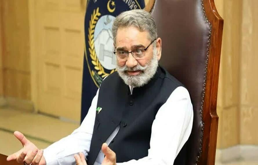 اعظم سواتی پیدائشی جھوٹا ہے موقف عمران خان کے سامنے پیش کرونگا ، سپیکر کے پی کے بیان نے سب کو حیران کردیا