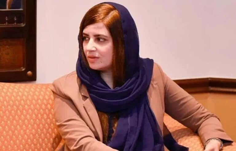 عمران خان سرخرو ہوں گے، وہ کبھی بھی ڈیل نہیں کریں گے، زرتاج گل