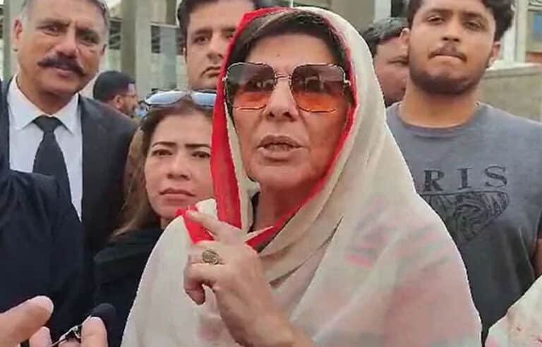 علیمہ خان کی درخواست مسترد، بیرون ملک روانگی پر پابندی برقرار