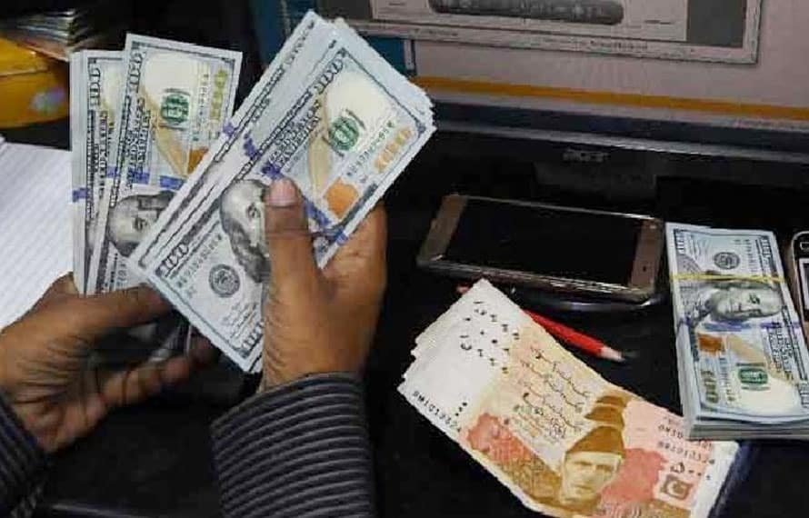 قرضوں کی دلدل ،پاکستان پر قرض اور ادائیگیوں کا بوجھ 89ہزار 834 ارب تک پہنچ گیا