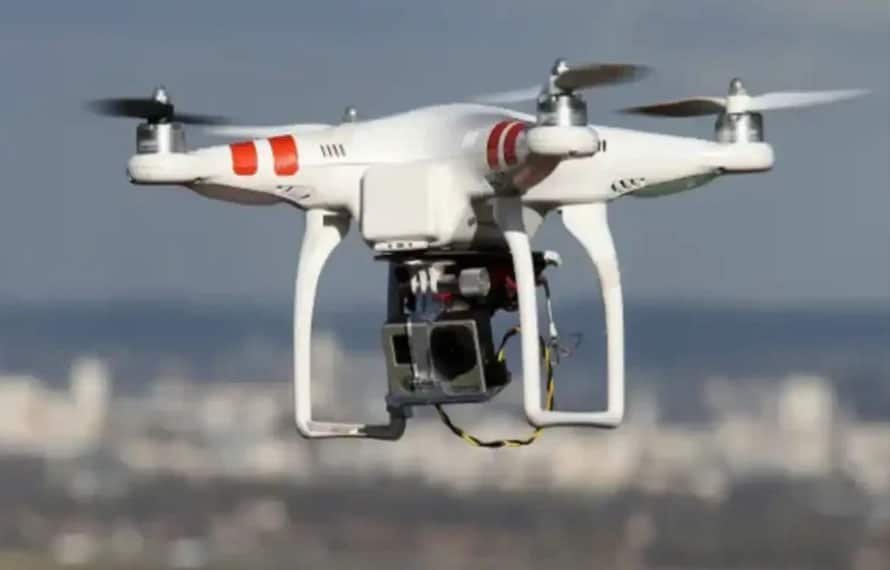 پشاور کی فضاؤں میں ڈرونزاورکواڈکاپٹرز پر پابندی عائد، آخر کیوں؟ وجہ سامنے آ گئی