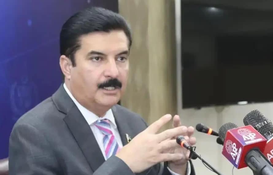 آزاد و ذمہ دار صحافت جمہوریت کی بنیاد ہے، گورنر خیبرپختونخوا کا عالمی یومِ صحافت پر پیغام