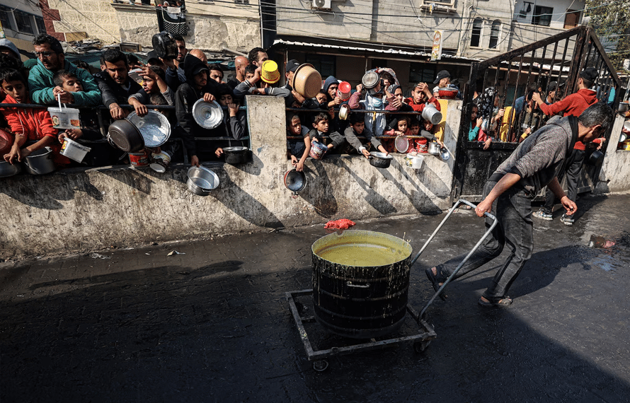 اسرائیلی ناکہ بندی نے غزہ کو قحط میں دھکیل دیا، بھوک سے 57 فلسطینی دم توڑ گئے