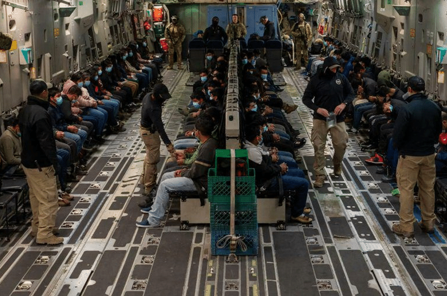 امریکا میں ویزا کی مدت سے زائد قیام، بھارتی شہریوں کو ملک بدری اور مستقل پابندی کا سامنا