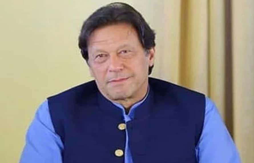 مختلف شہروں پربھارتی ڈرون حملوں سے عمران خان کی جان کو جیل میں خطرہ ہے، پیرول پر رہائی کی درخواست دائر