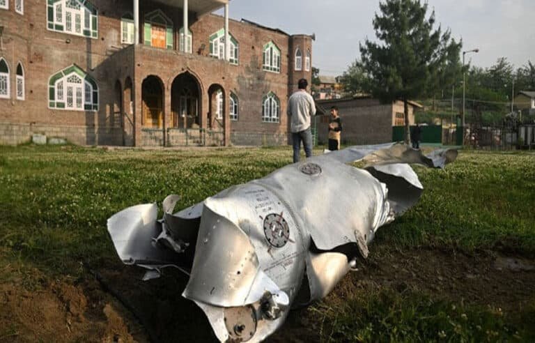 دشمن کے پر کٹ گئے! پاک فوج نے 3 بھارتی طیارے گرائے، بھارتی میڈیا نے تصدیق کر دی