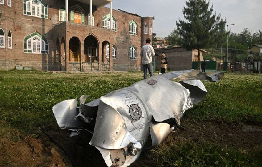 دشمن کے پر کٹ گئے! پاک فوج نے 3 بھارتی طیارے گرائے، بھارتی میڈیا نے تصدیق کر دی