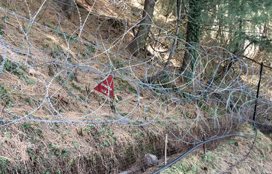 کھوئی رٹہ آزاد کشمیر میں بھارتی فوج کی گولہ باری، 4 افراد شہید، 12 زخمی