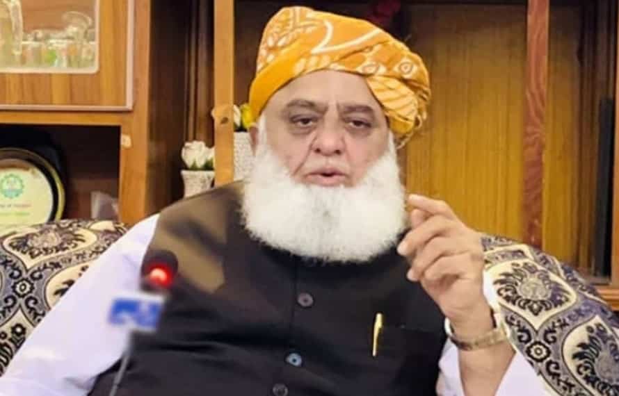 پارلیمنٹ اجلاس بے مقصد؟وزیراعظم، وزیر خارجہ اور وزیر دفاع کی غیر حاضری پر مولانا کا شکوہ