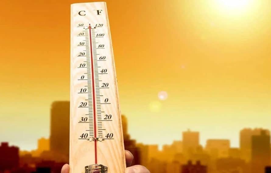 خیبر پختونخوا میں جھلسا دینے والی گرمی، محکمہ موسمیات نے بارش کی نوید بھی سنا دی