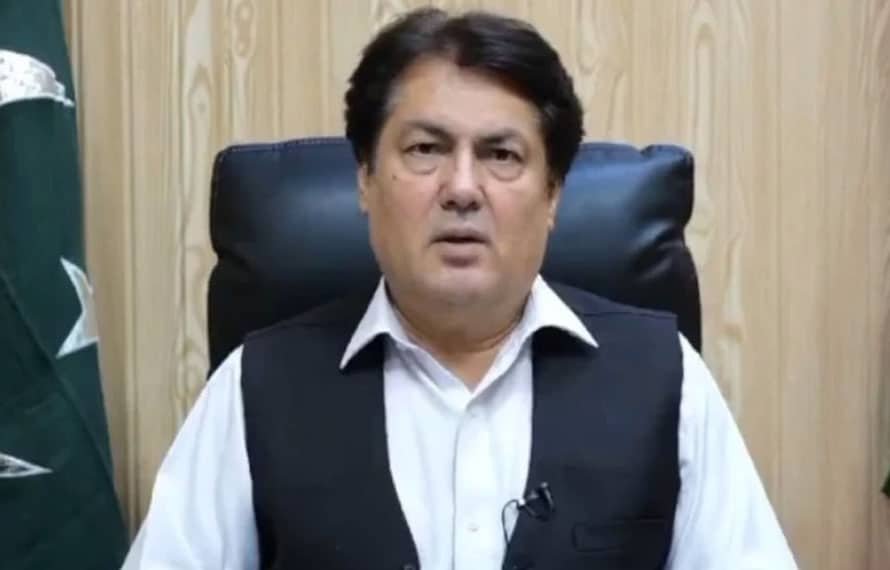 پیپلز پارٹی اور تانگہ پارٹیاں تحریک چلانے سے پہلے عوامی حمایت ثابت کریں، بیرسٹر سیف