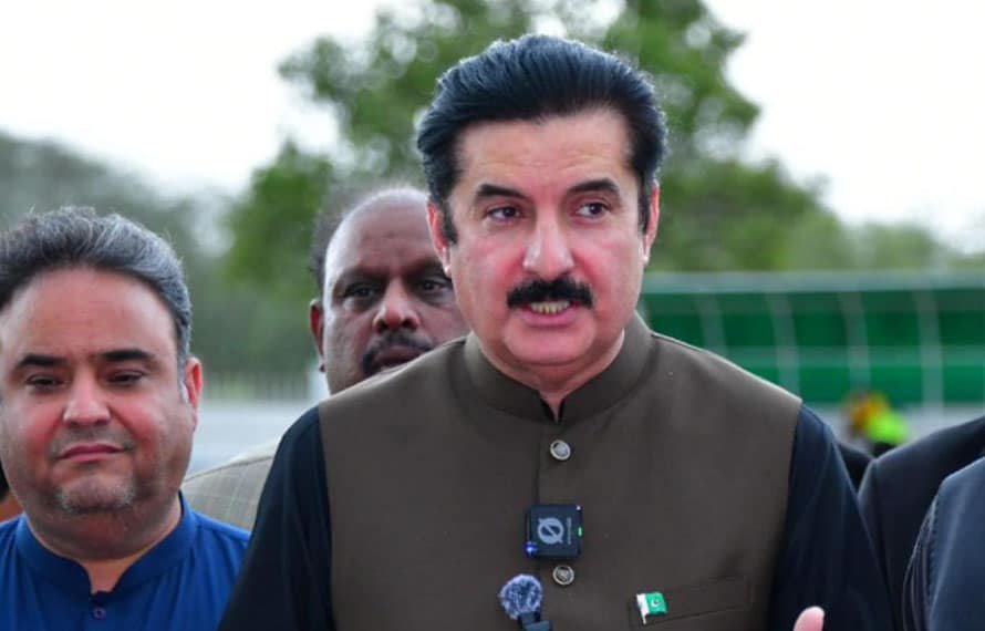 گورنر خیبرپختونخوا کا سابق سینیٹر عباس آفریدی کی وفات پر گہرے رنج و غم کا اظہار