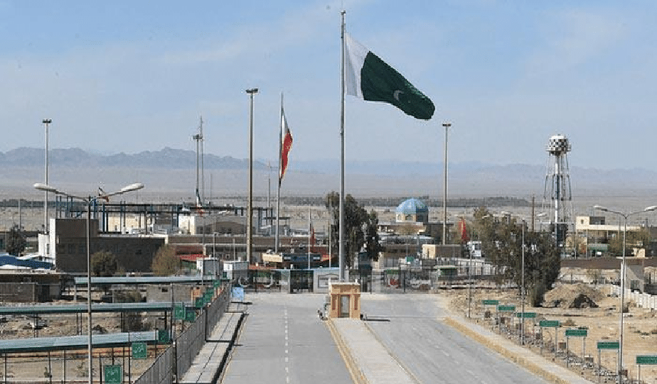 ایران سے 450 پاکستانی زائرین کا انخلاء مکمل، مزید اقدامات جاری
