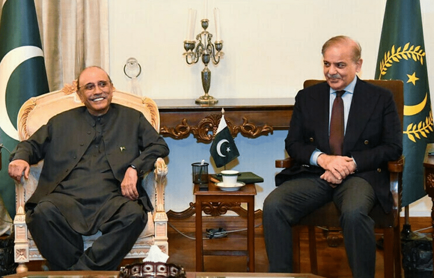 پاکستان پرامن ملک ہے، جنگ نہیں چاہتے، جارحیت پر منہ توڑ جواب دیں گے، صدر اور وزیراعظم کا عزم